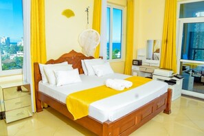 5 Schlafzimmer, Bügeleisen/Bügelbrett, WLAN, Bettwäsche