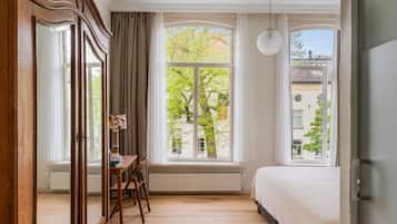 Deluxe Double Room | Desk, laptop workspace, cribs/infant beds, free WiFi