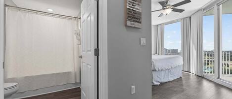 Condo, Multiple Beds, Balcony, City View (Cozy Retreat in the)