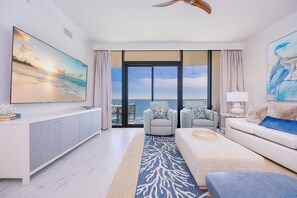 Living area - Phoenix Gulf Shores II 1904  Luxury Gulf-Front Condo -Lazy River Stunning Views (Gulf Shores)