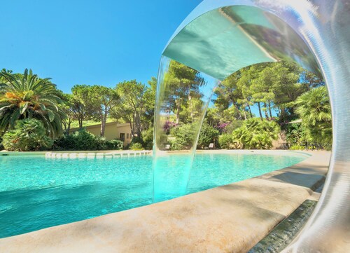Residence with swimming pool in Santa Margherita di Pula