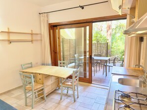 Living area - Residence with swimming pool in Santa Margherita di Pula (Santa Margherita di Pula)