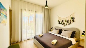 2 bedrooms, iron/ironing board, free WiFi, bed sheets
