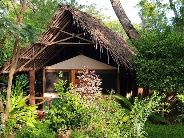 Exterior - Bofa Beach Resort (Kilifi)