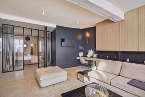 2 bedrooms, desk, iron/ironing board, WiFi - Superb duplex in the center of Paris (Paris)