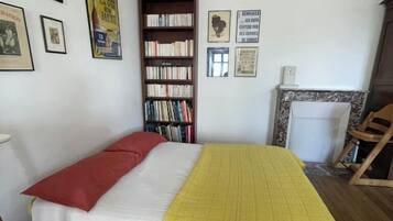 1 dormitorio, wifi, ropa de cama