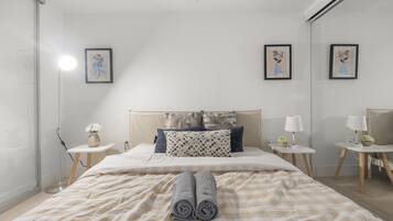 Suíte superluxo, 1 cama Queen e sofá-cama, para não fumantes, vista para a cidade