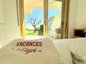2 Schlafzimmer, Bettwäsche