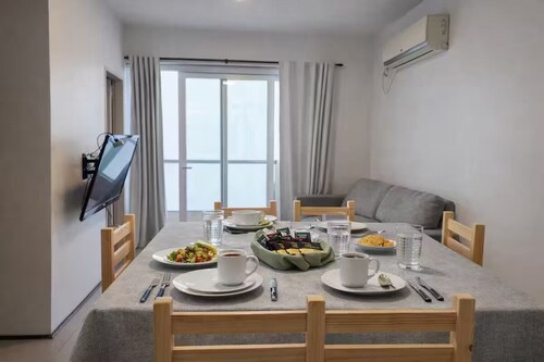 Palermo Soho 2BR for 6 | Terrace Jacuzzi | Free Laundry