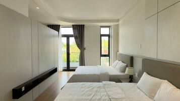 Familien-Doppelzimmer, Balkon, Stadtblick