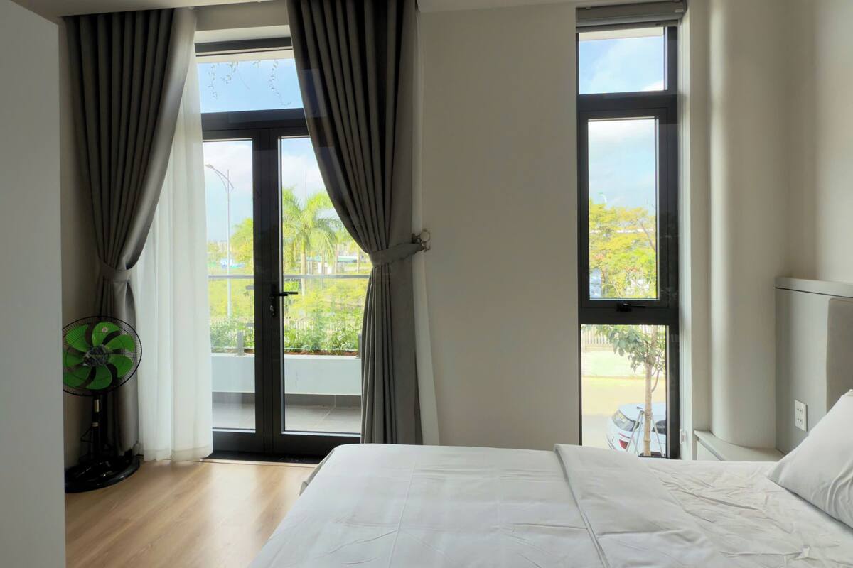 Chambre Double Familiale, balcon, vue ville