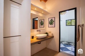 Soap - ¡Espectacular TopSpot® en Entrepuentes, Apulo! (Apulo)