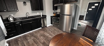 Pet Friendly!, Beautifully remodeled 2 BR duplex for your stay