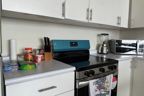 Private kitchen - City view apartment in Tikal Futura (Guatemala City)