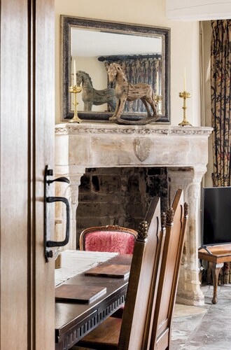 Unique Castle Stay, The East Gate Tower, Warwick - Pass the Keys