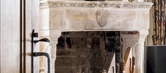 Unique Castle Stay, The East Gate Tower, Warwick - Pass the Keys