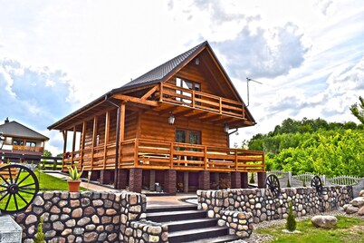 Holiday Home With a Garden, Right by the Lake