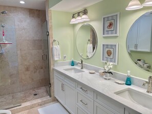 Shower, soap, toilet paper - Spectacular 3BR Condo - Great views of the inlet & ocean in Palm Beach Shores (Palm Beach Shores)