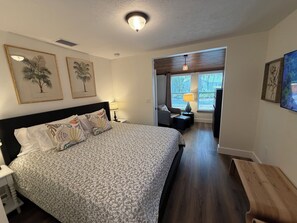 Room - 3-bedroom house relaxed retreat at Mellow Yellow in Stuart (Stuart)