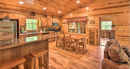 Hillside Cabin! Escape to the Mtns near Helen!