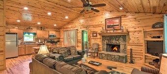 New! Mtn Laurel 6/5! Pool Table & No Service Fees!