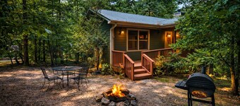 New! Mtn Laurel 6/5! Pool Table & Close to Helen!