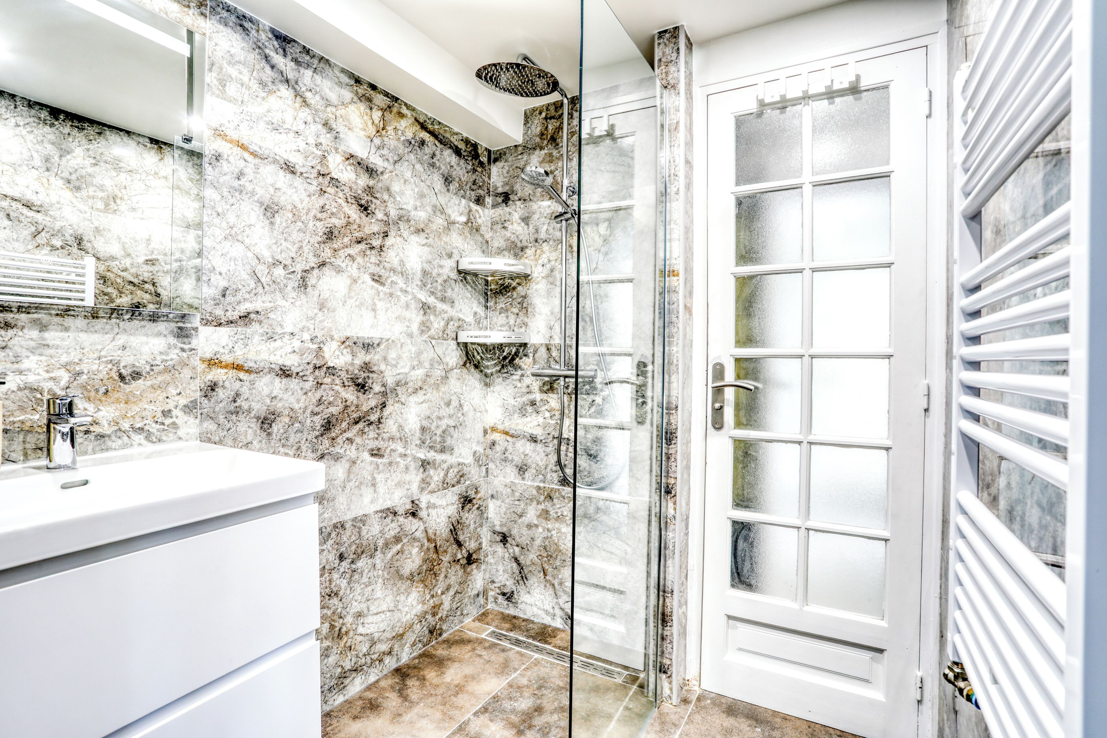 Shower, hair dryer, towels, toilet paper