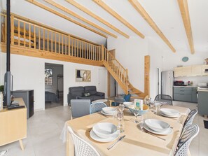 Dining - House for 7 with garden, beach nearby (Notre-Dame-de-Monts)