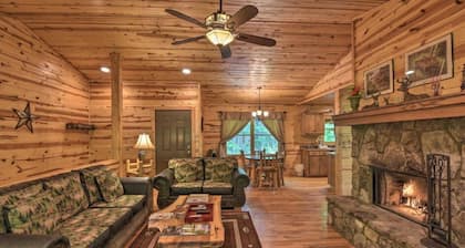 6/4 Wishing Well! Pool Table! Minutes to Helen!