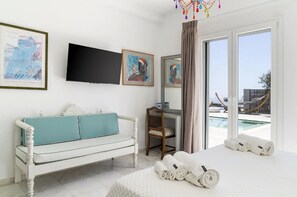 4 bedrooms, in-room safe, iron/ironing board, travel cot - Villa Hydrene, Divine Sea Views, Private Pool, Furnished Terrace, Elia (Mykonos)