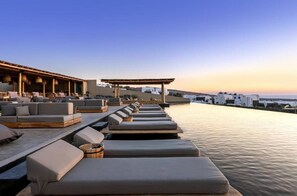 Property grounds - Veloria Suite, Divine Sea Views, Infinity Pool, Oia (Santorini)
