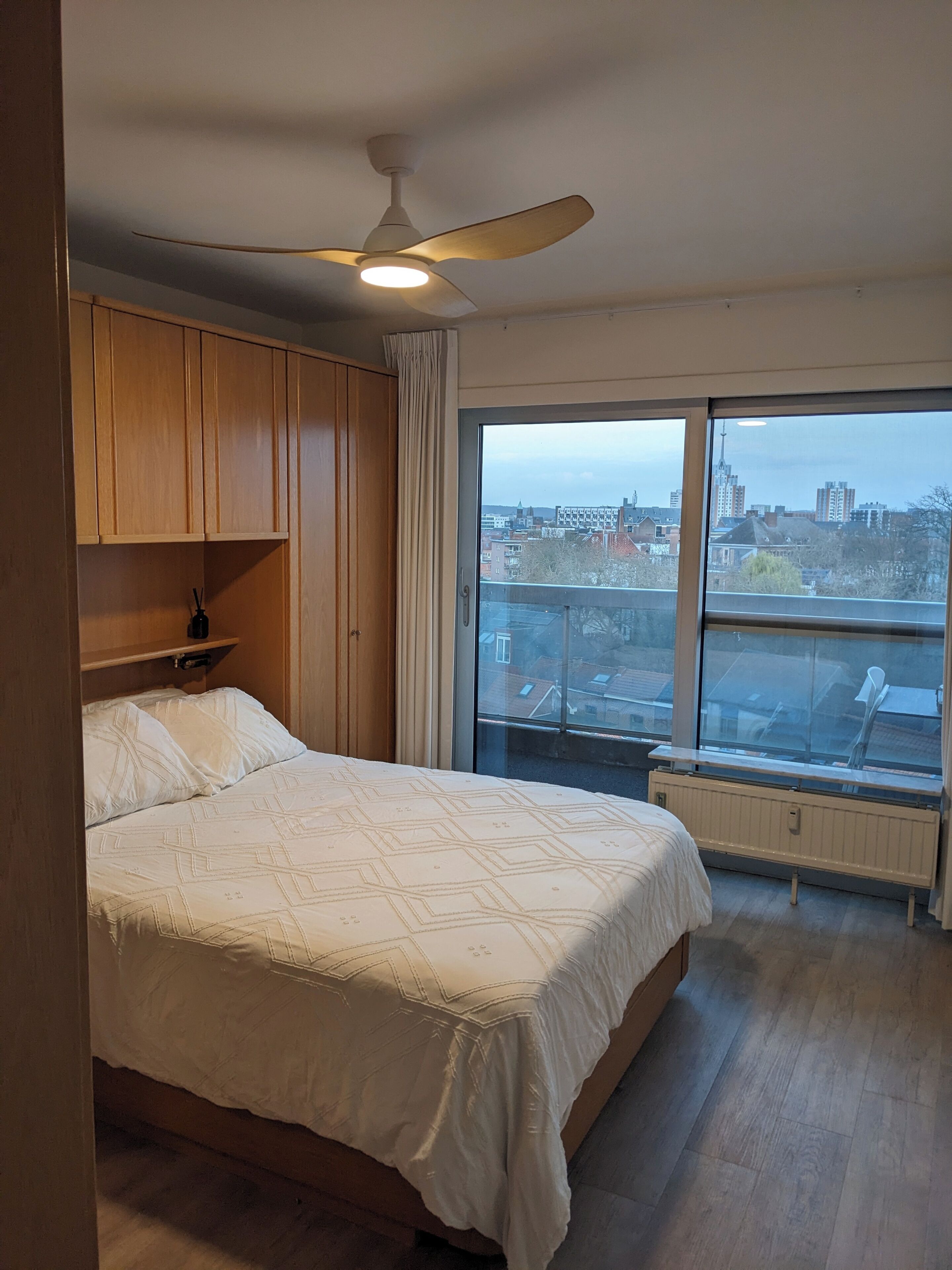 2 chambres, bureau, fer et planche à repasser, Wi-Fi gratuit
