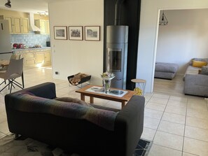 TV - House with garden in a quiet area of ​​Audenge (Audenge)