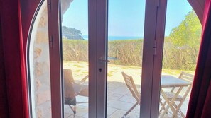 Interior - Private sea access and garden in Sanary (Sanary-sur-Mer)