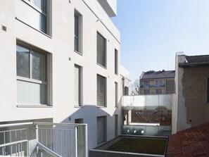 Property grounds - Bright modern view near Metro and Park (Oullins-Pierre-Bénite)