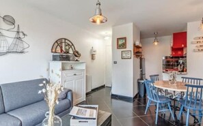 Interior - Swimming pool and view in Trouville-sur-Mer (Trouville-sur-Mer)