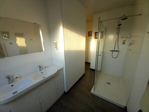 Dusche