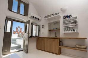 Interior - Villa Amphira, Divine Sea Views, Private Hot Tub, Furnished Terrace, Oia (Santorini)