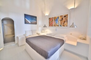 2 slaapkamers, een kluis op de kamer, een strijkplank/strijkijzer
