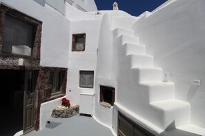 Exterior - Villa Amphira, Divine Sea Views, Private Hot Tub, Furnished Terrace, Oia (Santorini)