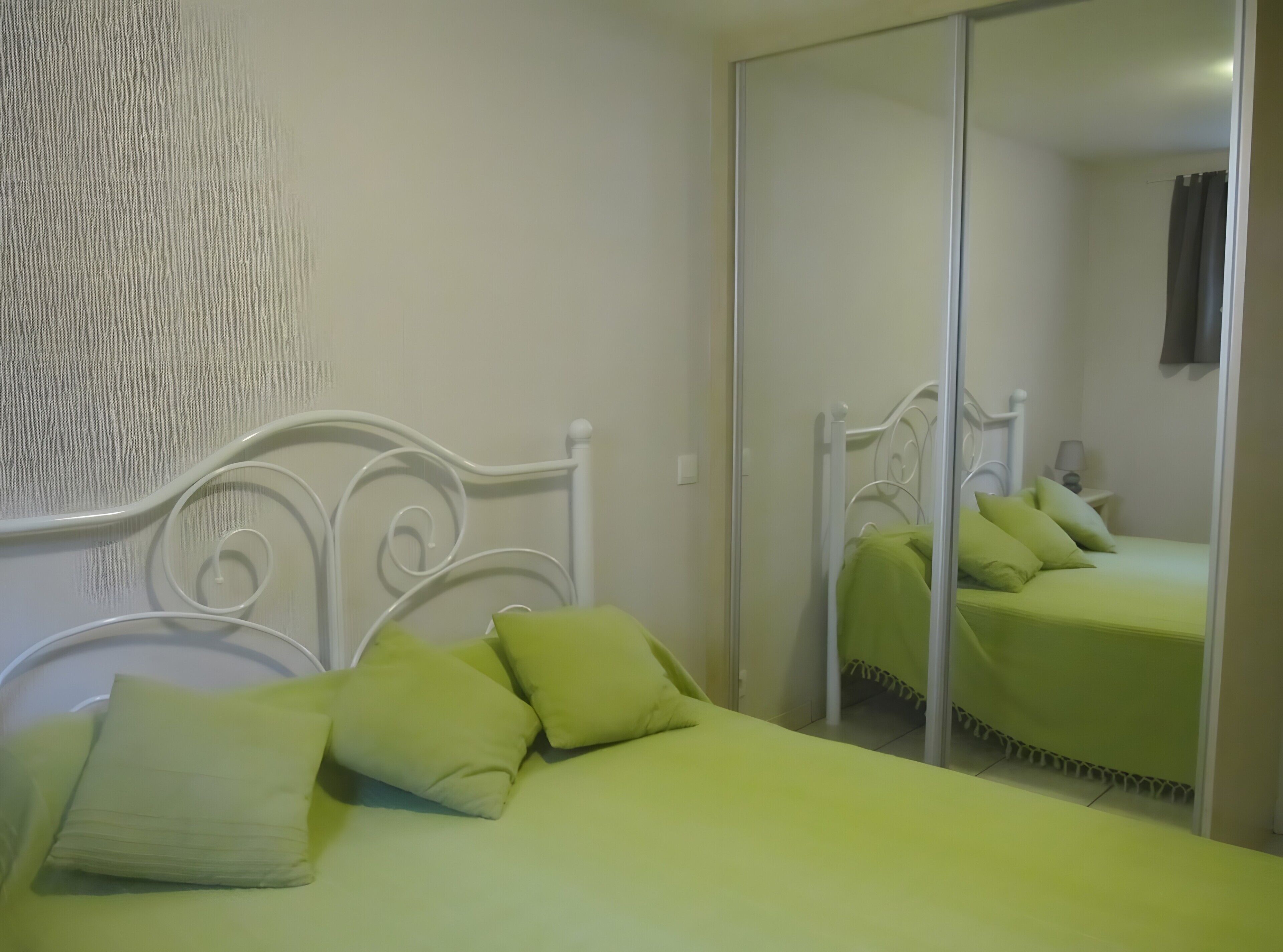 1 chambre, fer et planche à repasser, Wi-Fi