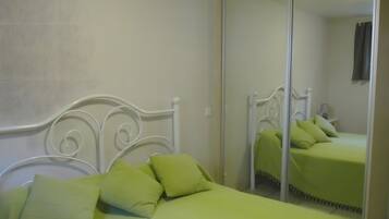 1 chambre, fer et planche Ă repasser, Wi-Fi