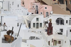 Exterior - Villa Kalyra, Divine Sea Views, Furnished Terrace, Oia (Santorini)