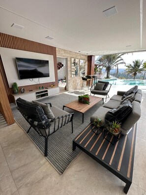 Smart TV