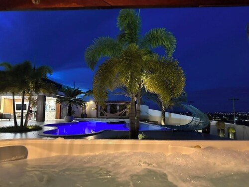 The perfect universe | Sonia Mendes House