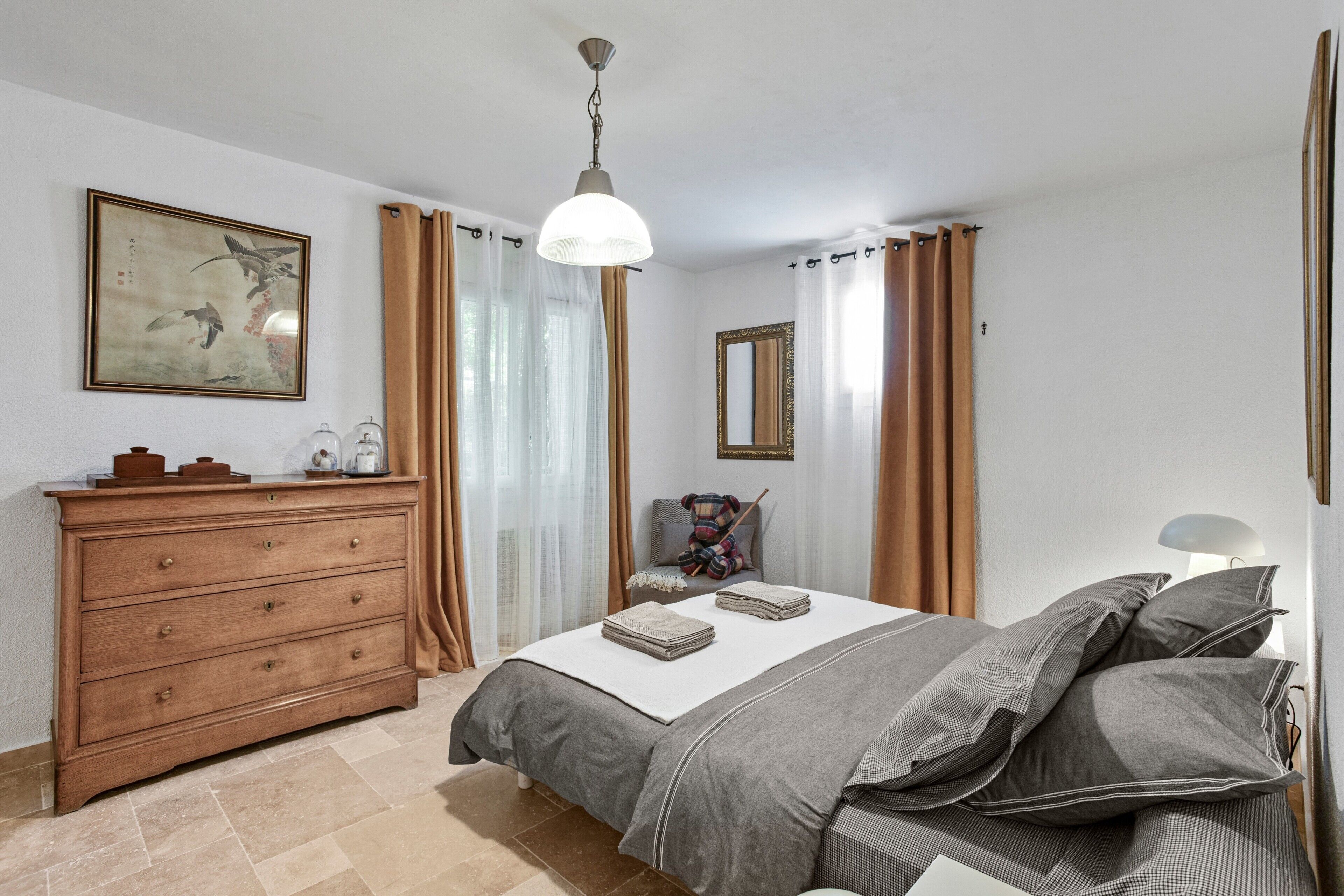 2 chambres, fer et planche à repasser, Wi-Fi, literie fournie