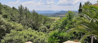 Villa "Les Hauts De Taradeau": Mountain View with Stunning Private Pool