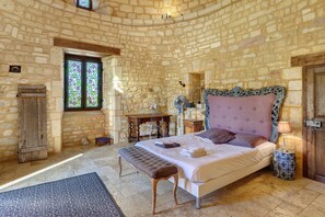 5 Schlafzimmer, WLAN, Bettwäsche