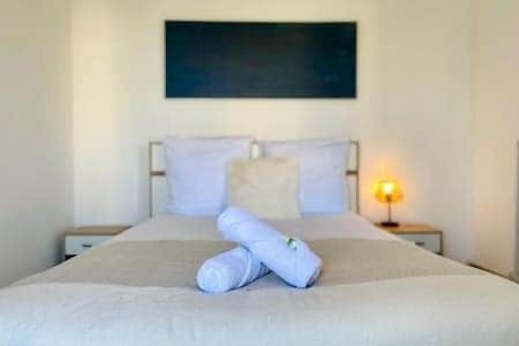 3 chambres, fer et planche à repasser, Wi-Fi gratuit, draps fournis