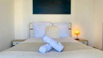 3 chambres, fer et planche Ă repasser, Wi-Fi gratuit, draps fournis
